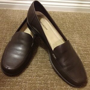Women's Naturalizer loafers